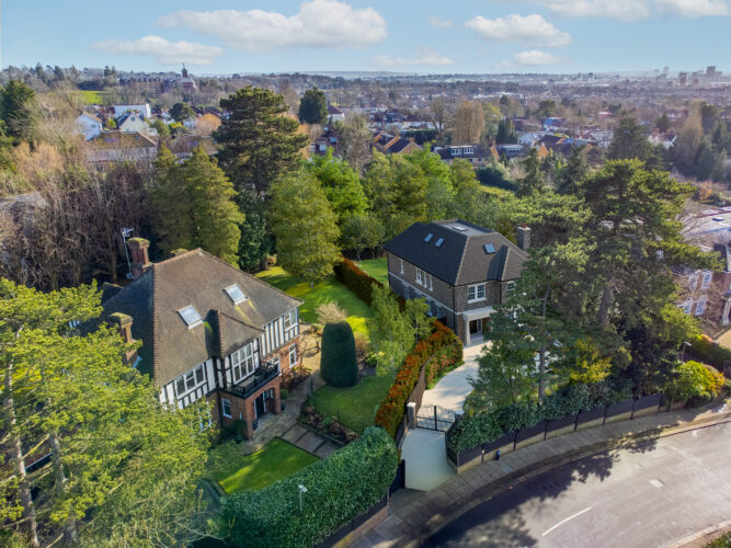 Photomontage / Drone Embed - image 1201555674 on https://archend.com
