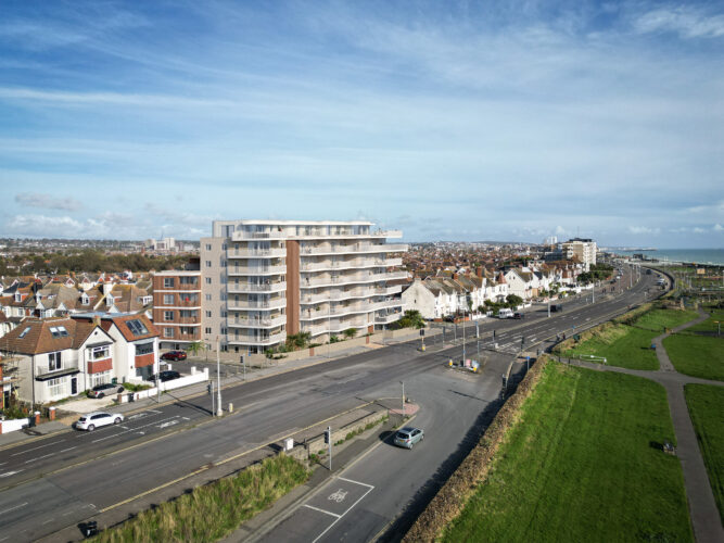 Photomontage / Drone Embed - image 3305769385 on https://archend.com